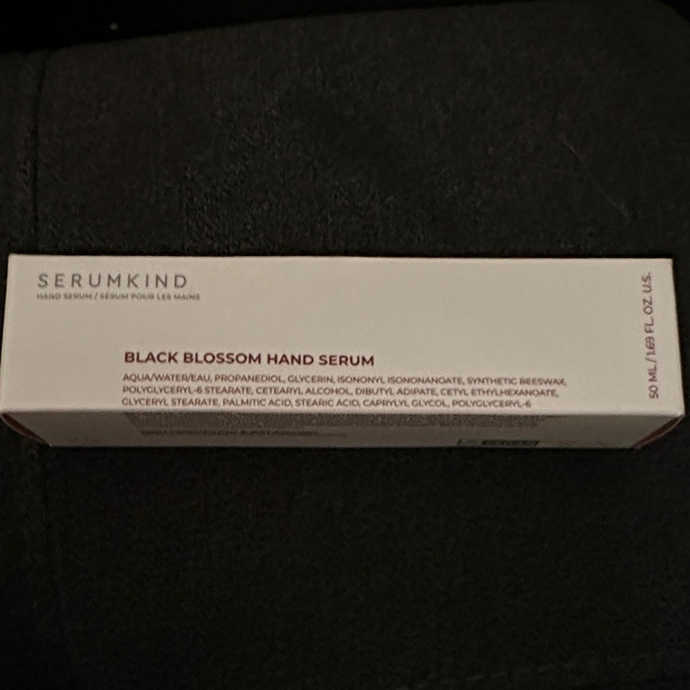 Serumkind Black Blossom Hand Serum
